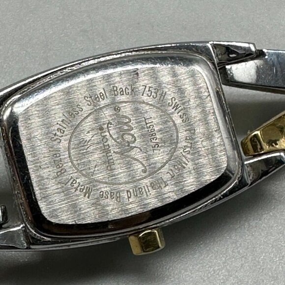 3/$30 Armitron Watch Women Silver Tone Cross Over Band New Battery 6.5" - Picture 5 of 11